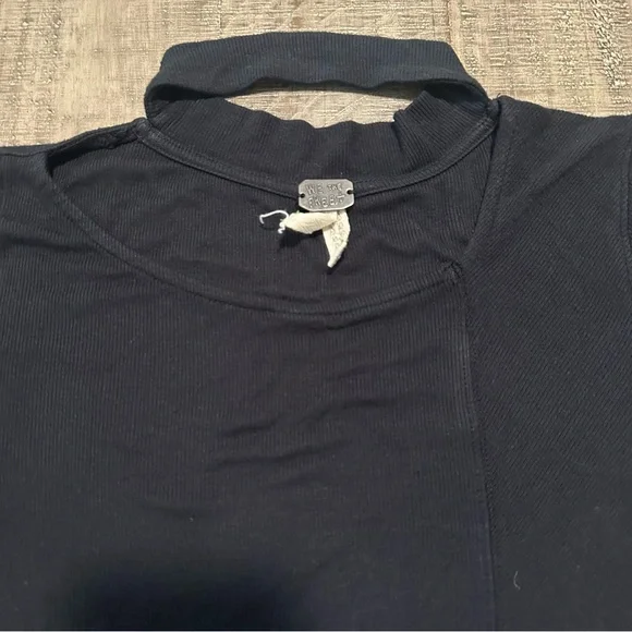 We the free women’s top - Picture 6 of 11